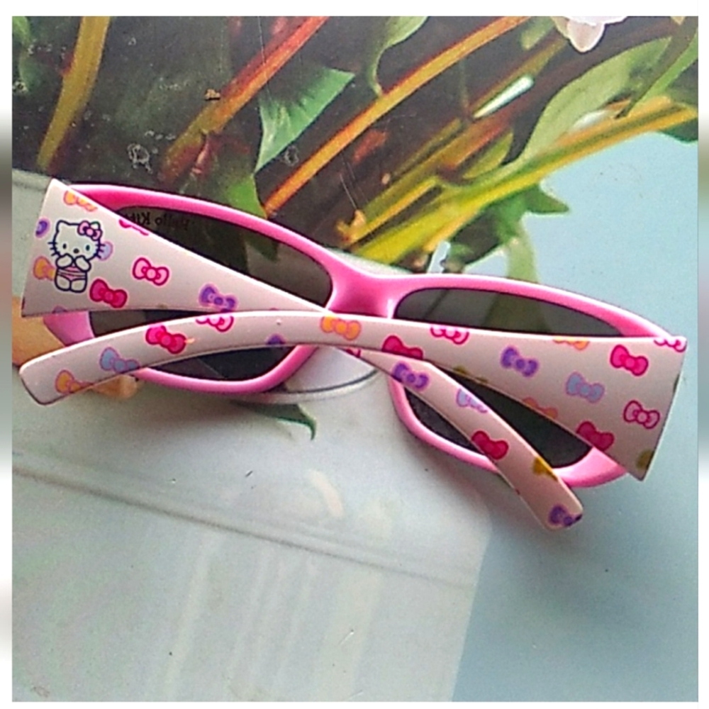 Hello Kitty White & Pink  Logo And Bows Sunglasses